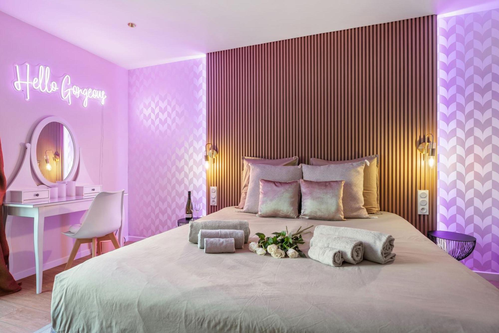 Nice Renting - Love Room Massena - Luxe Room - Jacuzzi - Terrace - King Bed - Ac Eksteriør bilde