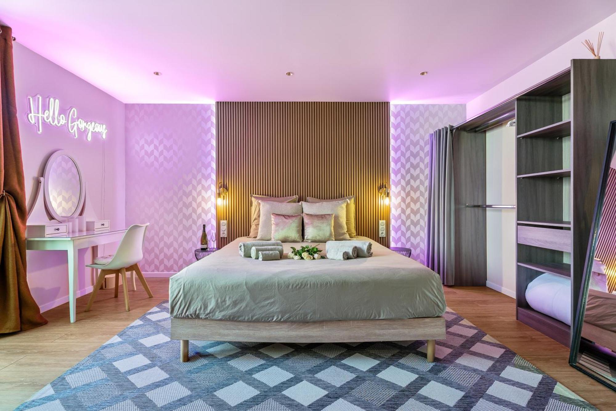 Nice Renting - Love Room Massena - Luxe Room - Jacuzzi - Terrace - King Bed - Ac Eksteriør bilde